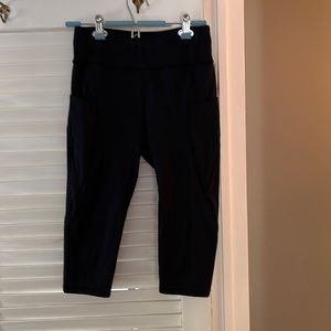 Lululemon black leggings. Only worn few times/ like new